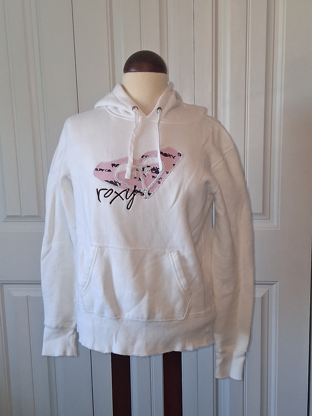 Vintage/Y2K Roxy Label White Hoodie with Pink Logo - Roxy Women's Pullover Sz S